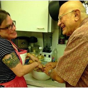 Meet your Posher, Elyssa